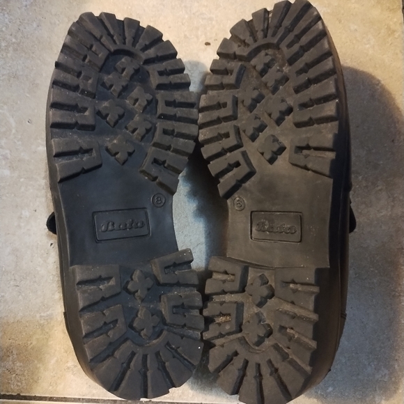 Bata Y2K Inspired Black Chunky Loafers Size 8 - Picture 4 of 5